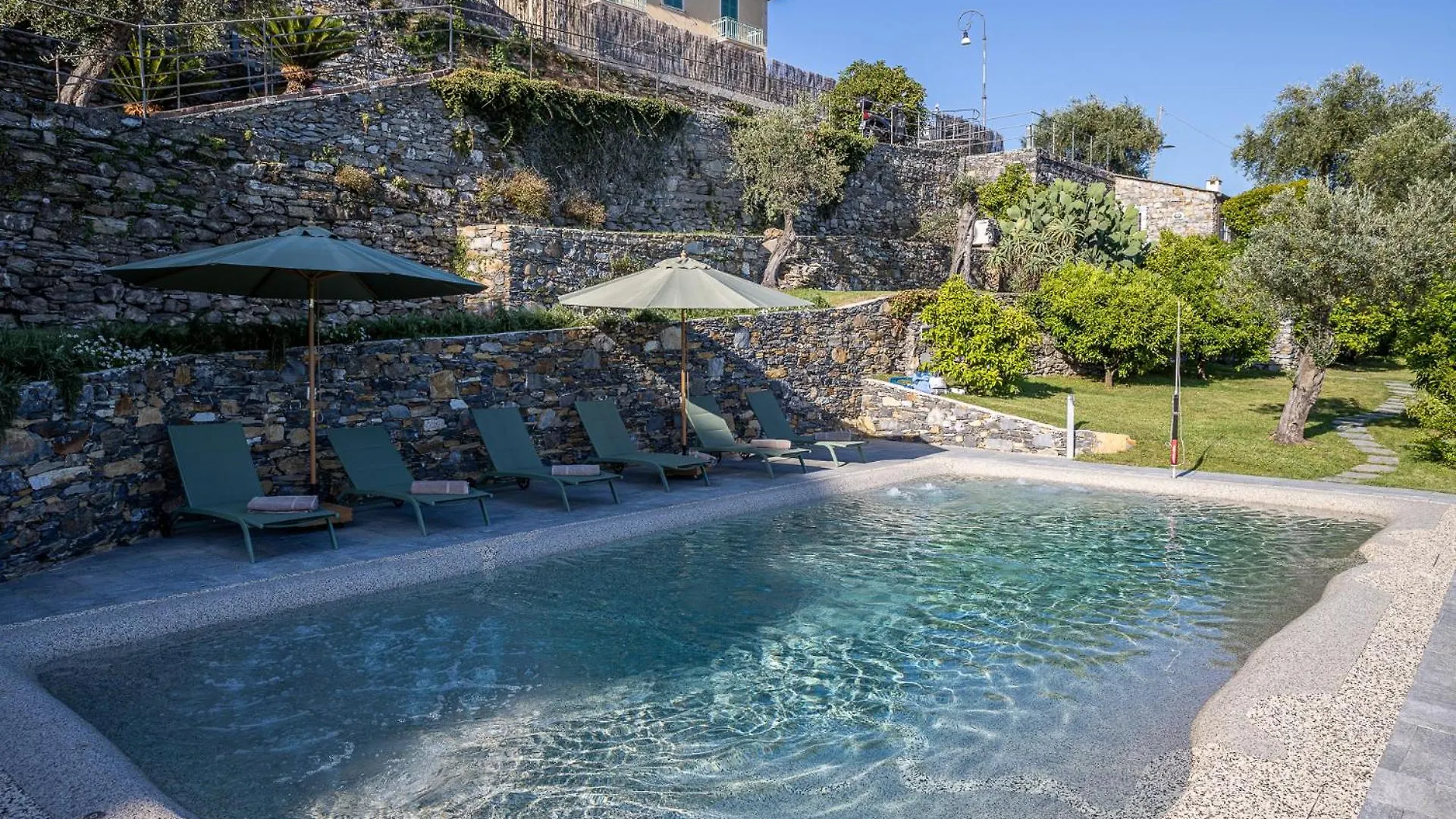 アパート サンタ・マルゲリータ・リグレLa Casa Di Pietra Piscina E Panorama Da Sognoアパートメント